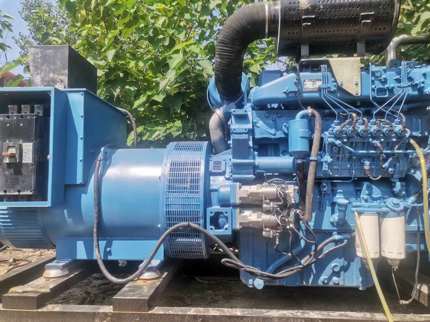 霍尔果斯详细说明降低 800kW 柴油发电机输出电流波动的方法